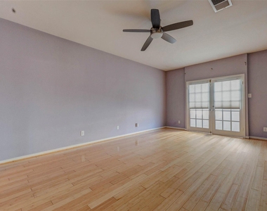 3800 Tanglewilde Street - Photo Thumbnail 9