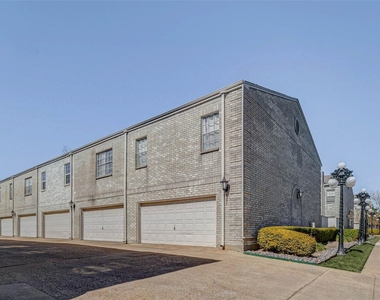 3800 Tanglewilde Street - Photo Thumbnail 19