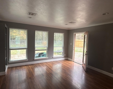 22726 Melham Lane - Photo Thumbnail 8