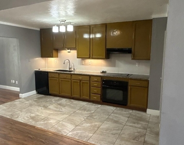 22726 Melham Lane - Photo Thumbnail 5