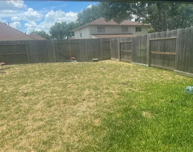 20823 Oak Rain Court - Photo Thumbnail 8