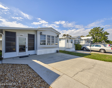 283 Buffalo Place - Photo Thumbnail 2