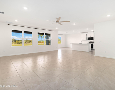 5072 Alabaster Drive - Photo Thumbnail 5
