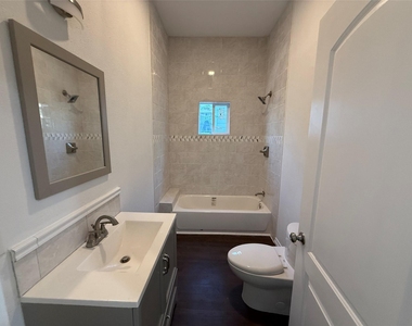 1717 Weber Street - Photo Thumbnail 11