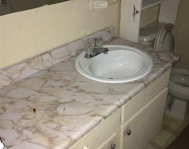 11830 Mosscrest Drive - Photo Thumbnail 8