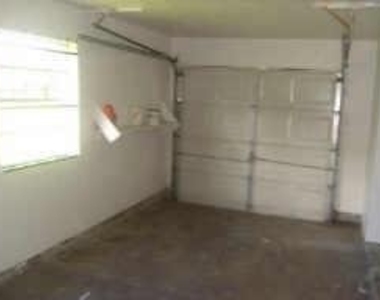 11830 Mosscrest Drive - Photo Thumbnail 13