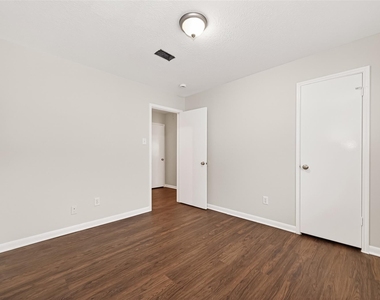 28811 Stapleford Street - Photo Thumbnail 17