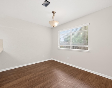 28811 Stapleford Street - Photo Thumbnail 14