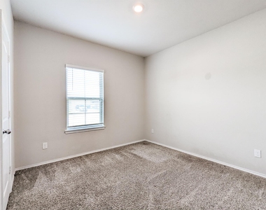 14541 Montclair Way - Photo Thumbnail 23