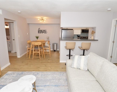 8653 Fancy Finch Drive - Photo Thumbnail 2