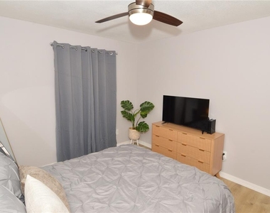 8653 Fancy Finch Drive - Photo Thumbnail 22