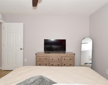8653 Fancy Finch Drive - Photo Thumbnail 93