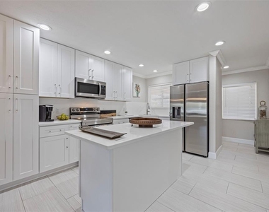 1008 Apollo Beach Boulevard - Photo Thumbnail 6