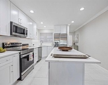 1008 Apollo Beach Boulevard - Photo Thumbnail 10
