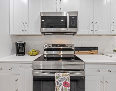 1008 Apollo Beach Boulevard - Photo Thumbnail 7