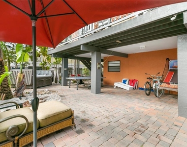 2511 Avenue C - Photo Thumbnail 18
