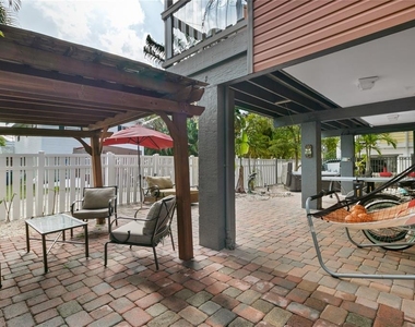 2511 Avenue C - Photo Thumbnail 20