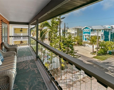 2511 Avenue C - Photo Thumbnail 3