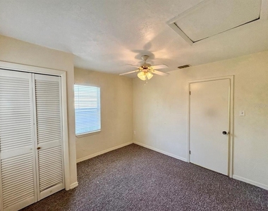 524 E Lime Street - Photo Thumbnail 13