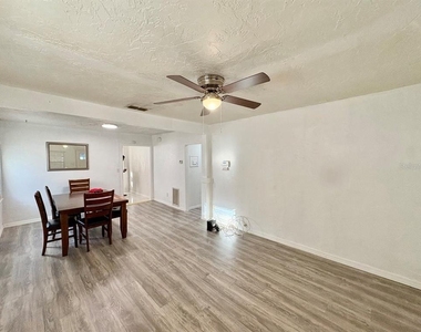 524 E Lime Street - Photo Thumbnail 5