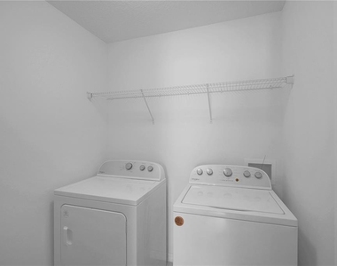 3507 Harlequin Drive - Photo Thumbnail 14