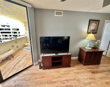 6009 Sea Ranch Drive - Photo Thumbnail 13