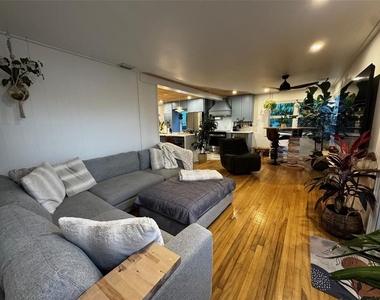 1616 N N Street N - Photo Thumbnail 3