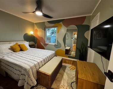 1616 N N Street N - Photo Thumbnail 12
