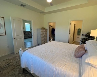 5375 Nw 48th Place - Photo Thumbnail 8