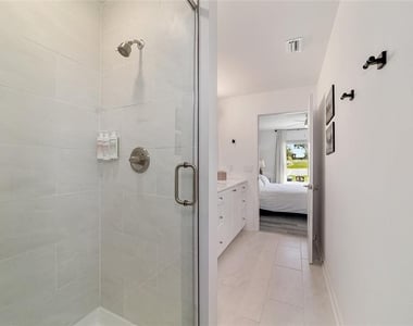 4400 Nw 74th Terrace - Photo Thumbnail 22