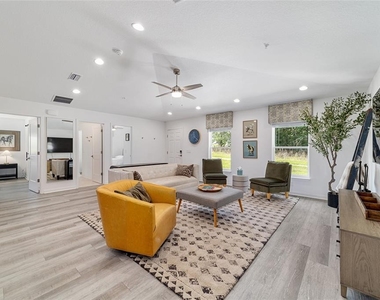 4400 Nw 74th Terrace - Photo Thumbnail 7