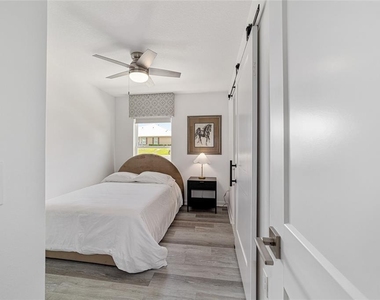 4400 Nw 74th Terrace - Photo Thumbnail 25