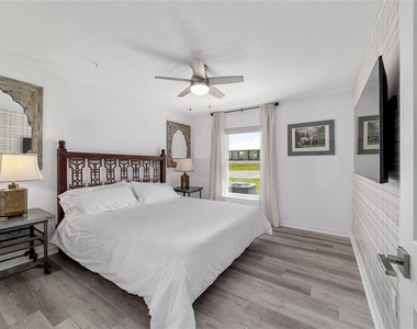 4400 Nw 74th Terrace - Photo Thumbnail 16