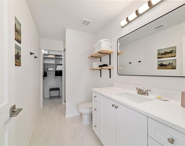 4400 Nw 74th Terrace - Photo Thumbnail 20