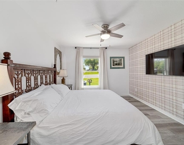 4400 Nw 74th Terrace - Photo Thumbnail 19