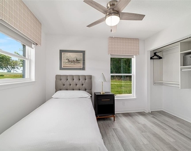 4400 Nw 74th Terrace - Photo Thumbnail 32