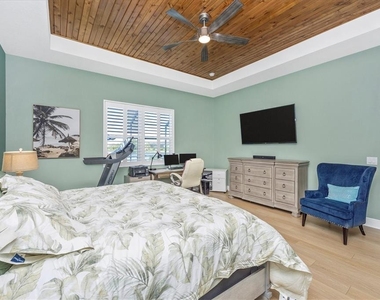 18805 Valleta Avenue - Photo Thumbnail 23