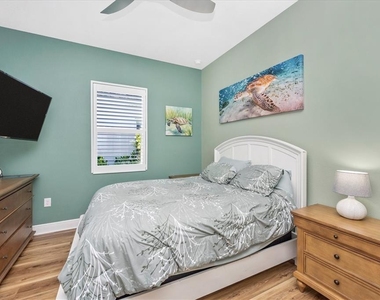 18805 Valleta Avenue - Photo Thumbnail 33
