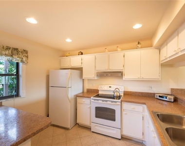 696 Bird Bay Drive W - Photo Thumbnail 7