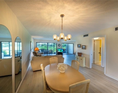 696 Bird Bay Drive W - Photo Thumbnail 9