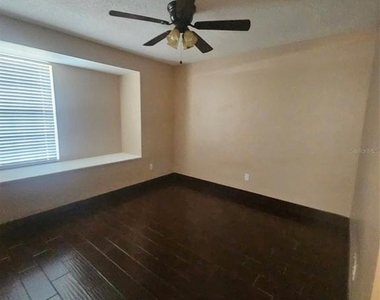 1225 Armsdale Avenue - Photo Thumbnail 15