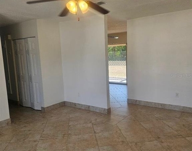 1225 Armsdale Avenue - Photo Thumbnail 6