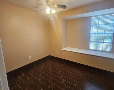 1225 Armsdale Avenue - Photo Thumbnail 14