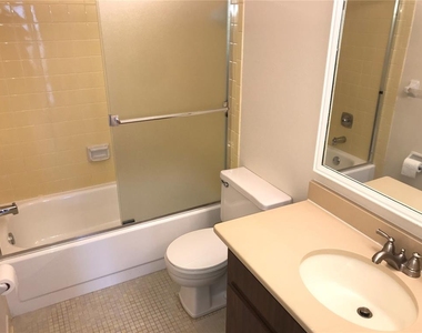 3705 34th Ave Drive W - Photo Thumbnail 16