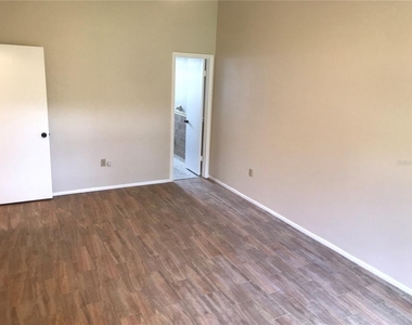 3705 34th Ave Drive W - Photo Thumbnail 9