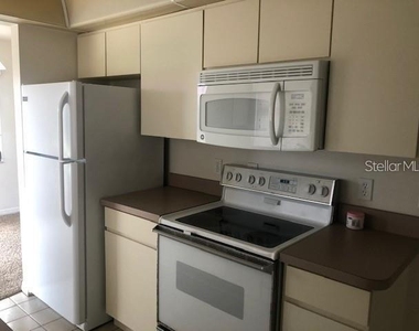 2125 Pueblo Circle - Photo Thumbnail 5