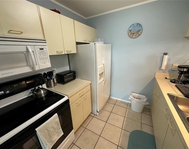 3821 59th Avenue W - Photo Thumbnail 9