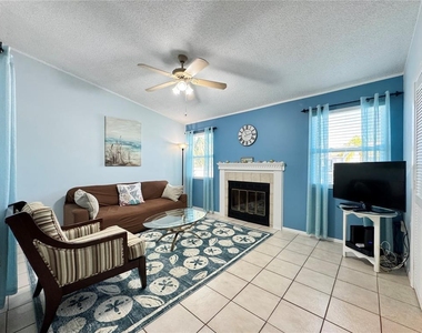 3821 59th Avenue W - Photo Thumbnail 4