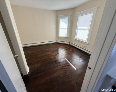 15-17 Beacon Street - Photo Thumbnail 6