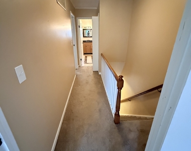 23 Margo Court - Photo Thumbnail 8